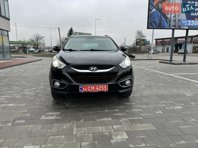 Черный Хендай их35, объемом двигателя 2 л и пробегом 177 тыс. км за 11999 $, фото 12 на Automoto.ua