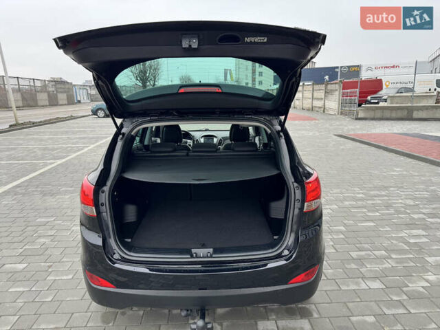 Черный Хендай их35, объемом двигателя 2 л и пробегом 177 тыс. км за 11999 $, фото 73 на Automoto.ua