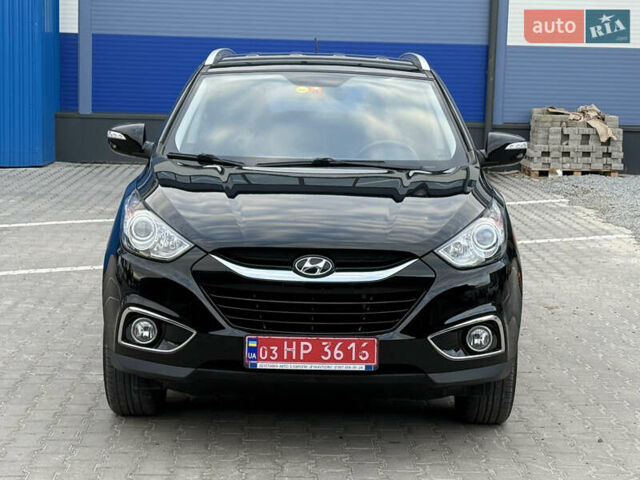 Черный Хендай их35, объемом двигателя 0 л и пробегом 201 тыс. км за 11850 $, фото 2 на Automoto.ua