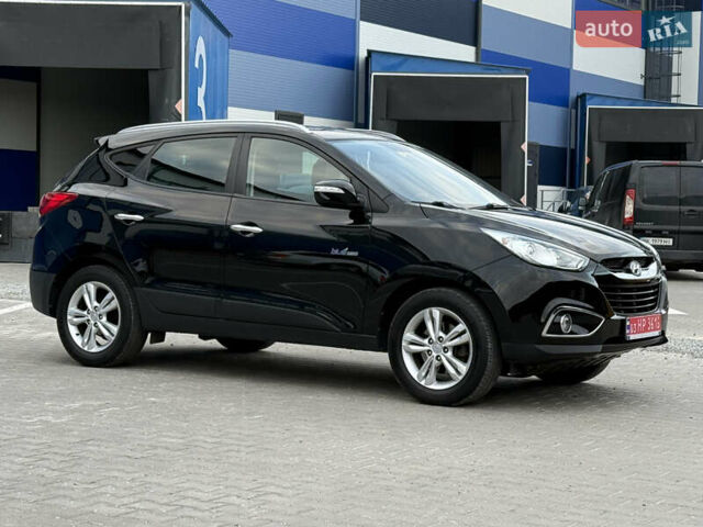 Черный Хендай их35, объемом двигателя 0 л и пробегом 201 тыс. км за 11850 $, фото 6 на Automoto.ua