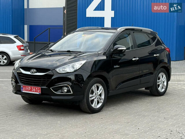 Черный Хендай их35, объемом двигателя 0 л и пробегом 201 тыс. км за 11850 $, фото 14 на Automoto.ua