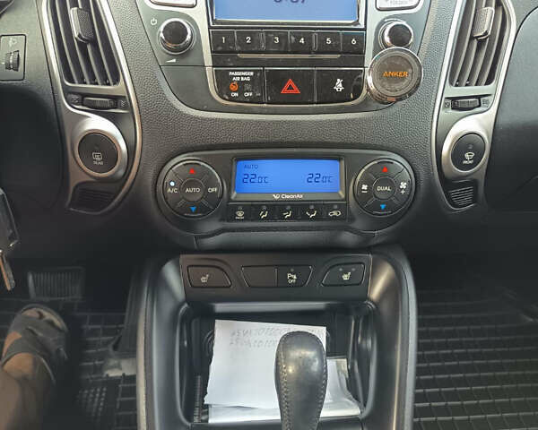 Хендай их35 2012 в Житомире на Automoto.ua Черный Хендай их35, объемом двигателя 2 л и пробегом 195 тыс. км за 12600 $, фото 14 на Automoto.ua