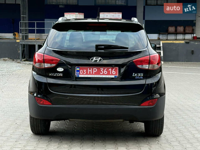 Черный Хендай их35, объемом двигателя 0 л и пробегом 201 тыс. км за 11850 $, фото 9 на Automoto.ua