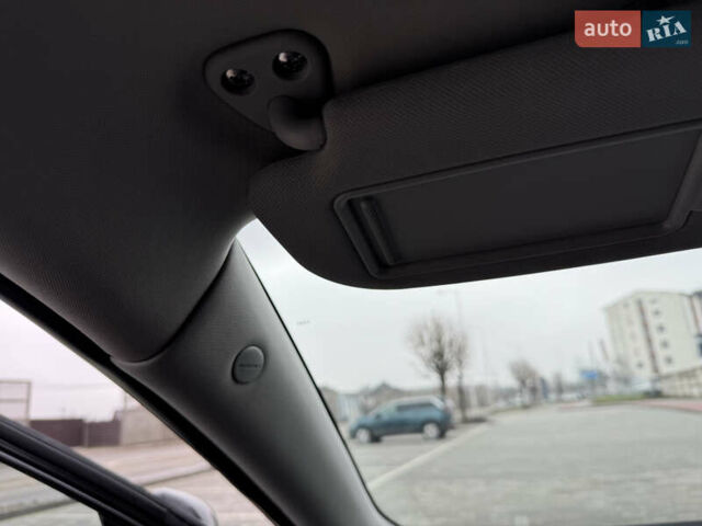 Черный Хендай их35, объемом двигателя 2 л и пробегом 177 тыс. км за 11999 $, фото 46 на Automoto.ua