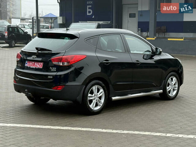 Черный Хендай их35, объемом двигателя 2 л и пробегом 230 тыс. км за 11850 $, фото 6 на Automoto.ua