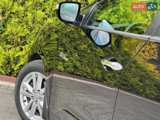 Черный Хендай их35, объемом двигателя 1.69 л и пробегом 238 тыс. км за 11999 $, фото 29 на Automoto.ua