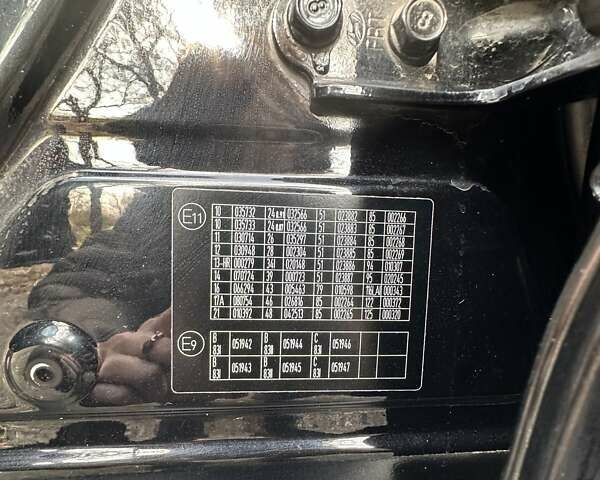 Черный Хендай их35, объемом двигателя 2 л и пробегом 137 тыс. км за 14000 $, фото 15 на Automoto.ua