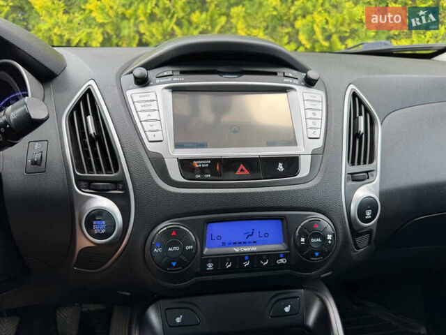 Черный Хендай их35, объемом двигателя 1.69 л и пробегом 238 тыс. км за 11999 $, фото 57 на Automoto.ua