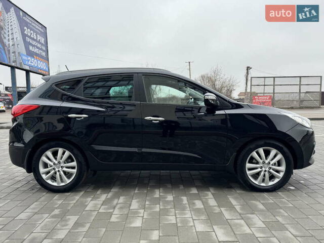 Черный Хендай их35, объемом двигателя 2 л и пробегом 177 тыс. км за 11999 $, фото 10 на Automoto.ua