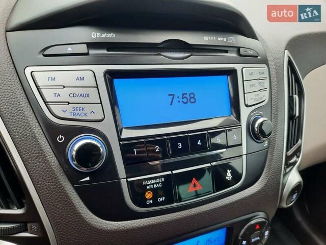 Чорний Хендай іх35, об'ємом двигуна 2 л та пробігом 211 тис. км за 12700 $, фото 55 на Automoto.ua