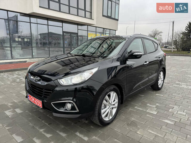 Черный Хендай их35, объемом двигателя 2 л и пробегом 177 тыс. км за 11999 $, фото 5 на Automoto.ua