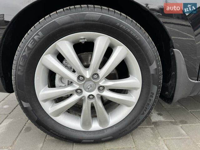 Черный Хендай их35, объемом двигателя 2 л и пробегом 177 тыс. км за 11999 $, фото 26 на Automoto.ua