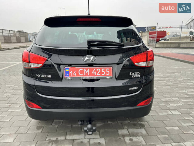 Черный Хендай их35, объемом двигателя 2 л и пробегом 177 тыс. км за 11999 $, фото 19 на Automoto.ua