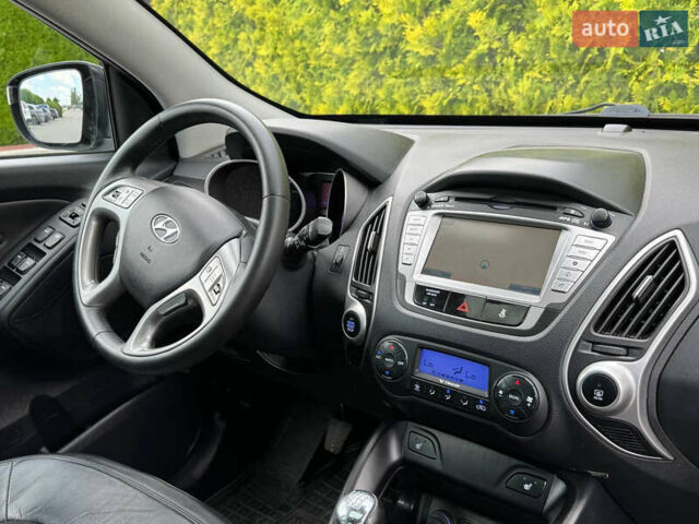 Черный Хендай их35, объемом двигателя 1.69 л и пробегом 238 тыс. км за 11999 $, фото 35 на Automoto.ua