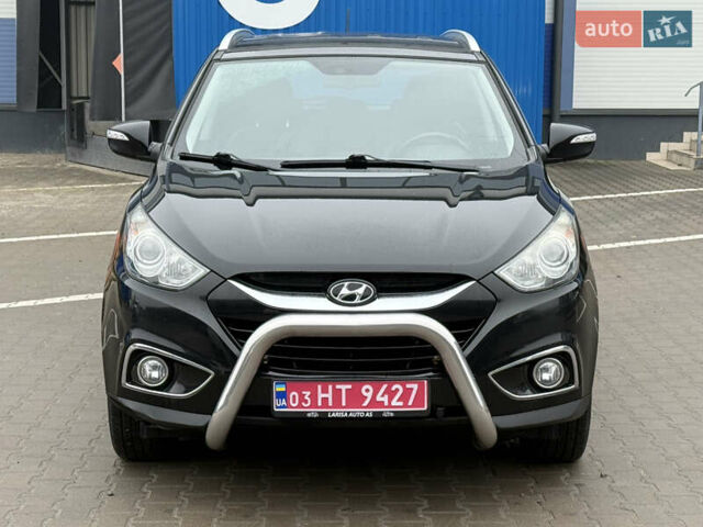 Черный Хендай их35, объемом двигателя 2 л и пробегом 230 тыс. км за 11850 $, фото 2 на Automoto.ua