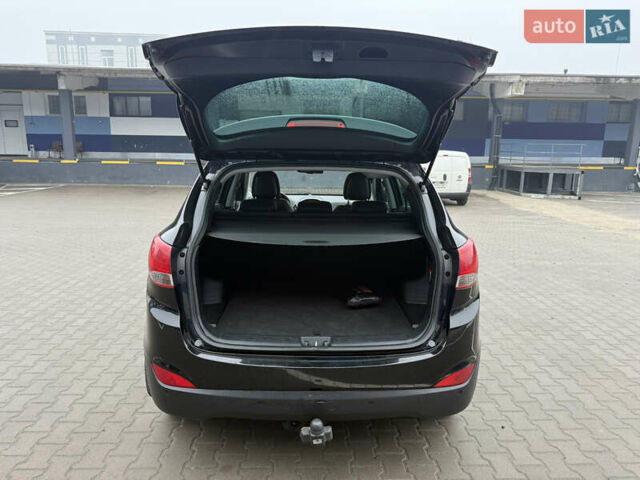 Черный Хендай их35, объемом двигателя 2 л и пробегом 230 тыс. км за 11850 $, фото 33 на Automoto.ua