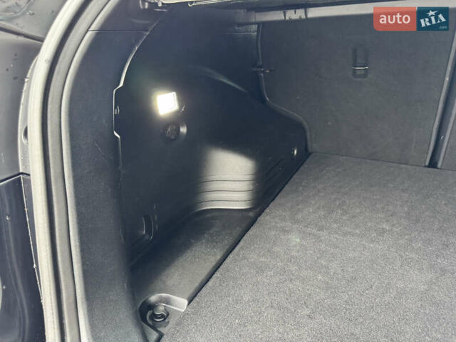 Черный Хендай их35, объемом двигателя 2 л и пробегом 177 тыс. км за 11999 $, фото 75 на Automoto.ua