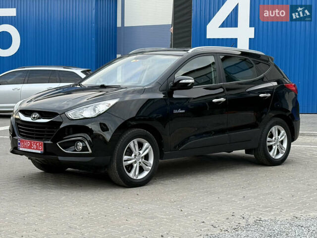 Черный Хендай их35, объемом двигателя 0 л и пробегом 201 тыс. км за 11850 $, фото 13 на Automoto.ua