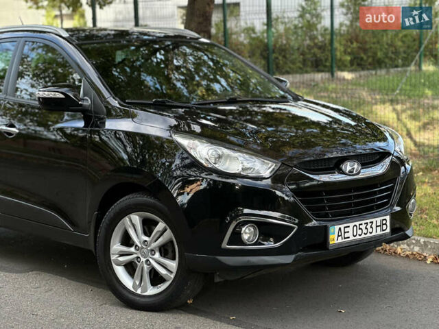 Черный Хендай их35, объемом двигателя 2 л и пробегом 87 тыс. км за 12900 $, фото 13 на Automoto.ua