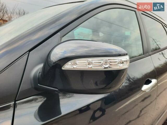 Чорний Хендай іх35, об'ємом двигуна 2 л та пробігом 211 тис. км за 12700 $, фото 31 на Automoto.ua