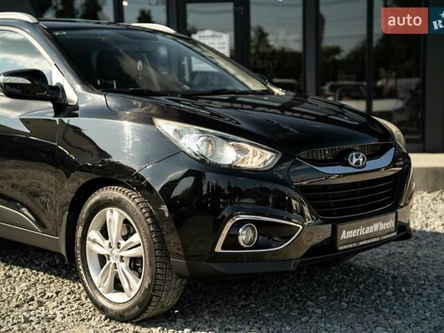 Черный Хендай их35, объемом двигателя 2 л и пробегом 147 тыс. км за 15200 $, фото 15 на Automoto.ua