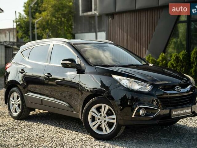 Черный Хендай их35, объемом двигателя 2 л и пробегом 147 тыс. км за 15200 $, фото 12 на Automoto.ua