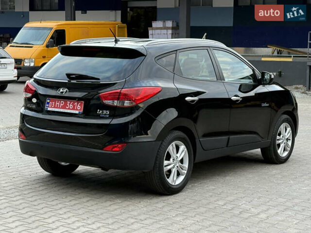 Черный Хендай их35, объемом двигателя 0 л и пробегом 201 тыс. км за 11850 $, фото 8 на Automoto.ua