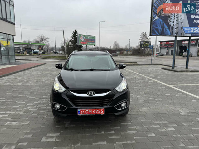 Черный Хендай их35, объемом двигателя 2 л и пробегом 177 тыс. км за 11999 $, фото 13 на Automoto.ua