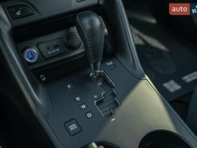 Черный Хендай их35, объемом двигателя 2 л и пробегом 147 тыс. км за 15200 $, фото 33 на Automoto.ua