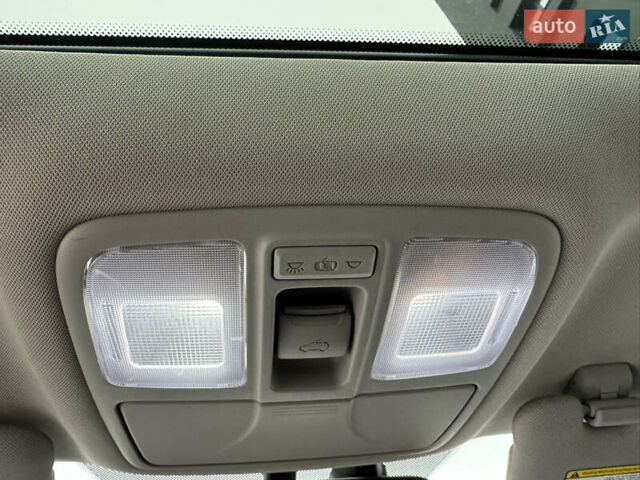 Черный Хендай их35, объемом двигателя 2 л и пробегом 177 тыс. км за 11999 $, фото 45 на Automoto.ua