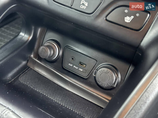 Черный Хендай их35, объемом двигателя 2 л и пробегом 230 тыс. км за 11850 $, фото 46 на Automoto.ua