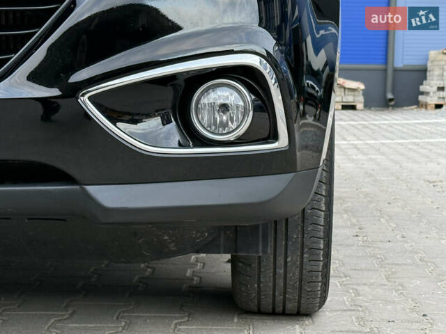 Черный Хендай их35, объемом двигателя 0 л и пробегом 201 тыс. км за 11850 $, фото 18 на Automoto.ua