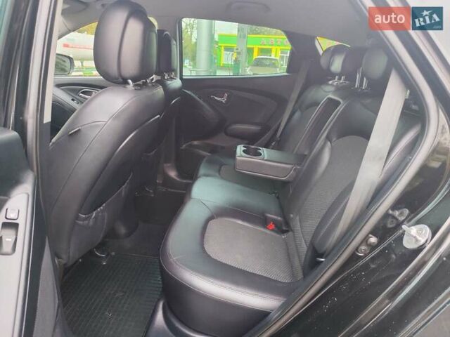 Хендай их35 2013 в Житомире на Automoto.ua Черный Хендай их35, объемом двигателя 1.7 л и пробегом 158 тыс. км за 11900 $, фото 30 на Automoto.ua