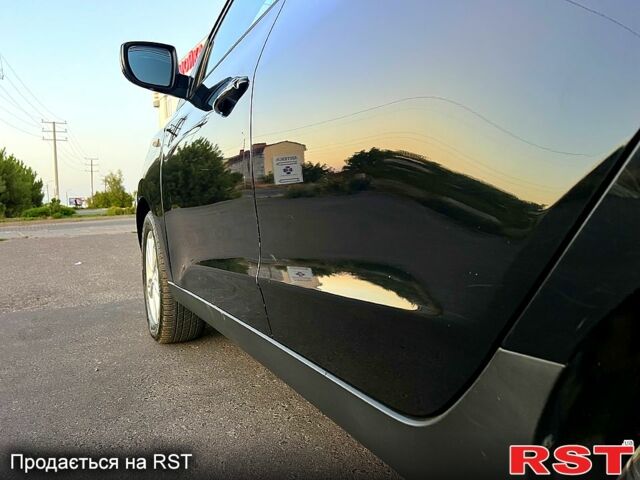 Черный Хендай их35, объемом двигателя 1.7 л и пробегом 230 тыс. км за 11200 $, фото 5 на Automoto.ua