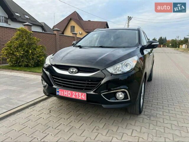 Черный Хендай их35, объемом двигателя 2 л и пробегом 202 тыс. км за 15700 $, фото 14 на Automoto.ua