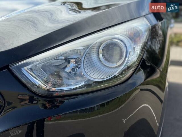 Черный Хендай их35, объемом двигателя 2 л и пробегом 162 тыс. км за 14200 $, фото 9 на Automoto.ua