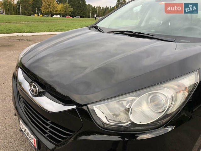 Черный Хендай их35, объемом двигателя 2 л и пробегом 178 тыс. км за 13999 $, фото 7 на Automoto.ua