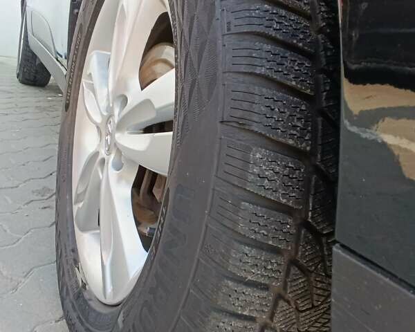 Чорний Хендай іх35, об'ємом двигуна 2 л та пробігом 237 тис. км за 12950 $, фото 37 на Automoto.ua