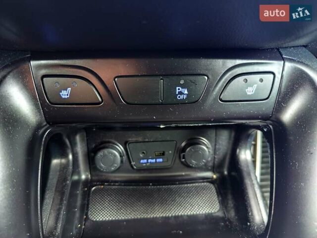 Хендай их35 2013 в Житомире на Automoto.ua Черный Хендай их35, объемом двигателя 1.7 л и пробегом 158 тыс. км за 11900 $, фото 70 на Automoto.ua