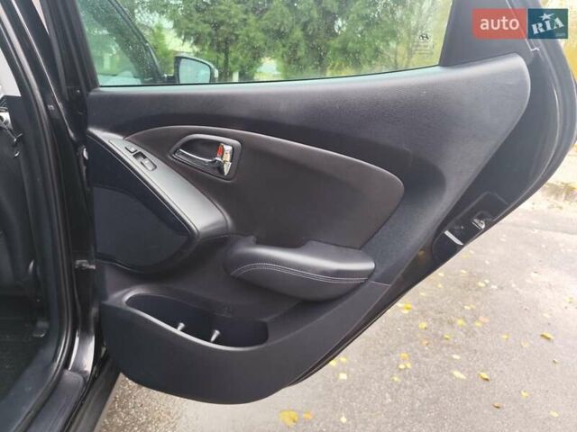Хендай их35 2013 в Житомире на Automoto.ua Черный Хендай их35, объемом двигателя 1.7 л и пробегом 158 тыс. км за 11900 $, фото 43 на Automoto.ua