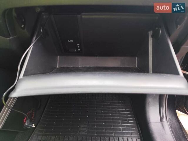 Хендай их35 2013 в Житомире на Automoto.ua Черный Хендай их35, объемом двигателя 1.7 л и пробегом 158 тыс. км за 11900 $, фото 63 на Automoto.ua