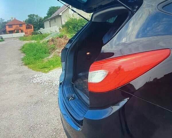 Черный Хендай их35, объемом двигателя 2 л и пробегом 185 тыс. км за 14399 $, фото 8 на Automoto.ua