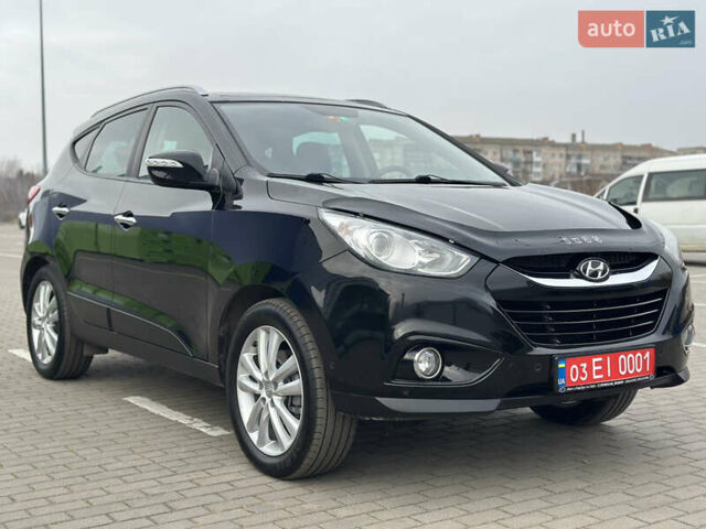 Чорний Хендай іх35, об'ємом двигуна 2 л та пробігом 148 тис. км за 14599 $, фото 2 на Automoto.ua