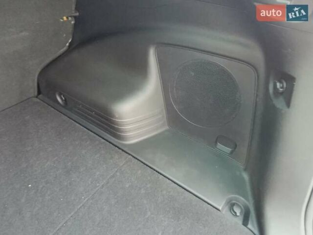 Чорний Хендай іх35, об'ємом двигуна 2 л та пробігом 237 тис. км за 12950 $, фото 41 на Automoto.ua