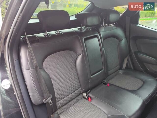 Хендай их35 2013 в Житомире на Automoto.ua Черный Хендай их35, объемом двигателя 1.7 л и пробегом 158 тыс. км за 11900 $, фото 45 на Automoto.ua