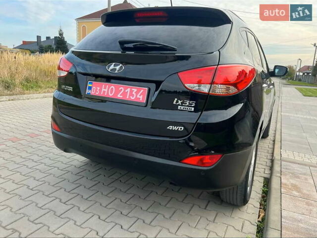 Черный Хендай их35, объемом двигателя 2 л и пробегом 202 тыс. км за 15700 $, фото 5 на Automoto.ua