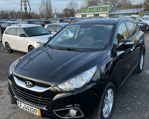 Черный Хендай их35, объемом двигателя 2 л и пробегом 213 тыс. км за 16500 $, фото 32 на Automoto.ua