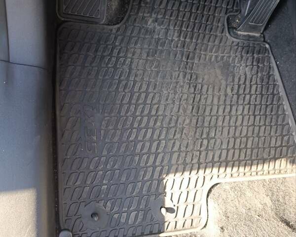 Чорний Хендай іх35, об'ємом двигуна 2 л та пробігом 237 тис. км за 12950 $, фото 10 на Automoto.ua