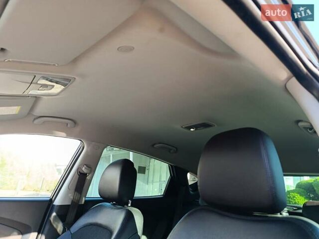 Чорний Хендай іх35, об'ємом двигуна 2 л та пробігом 237 тис. км за 12950 $, фото 39 на Automoto.ua