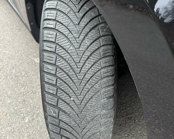 Чорний Хендай іх35, об'ємом двигуна 2 л та пробігом 177 тис. км за 14650 $, фото 66 на Automoto.ua